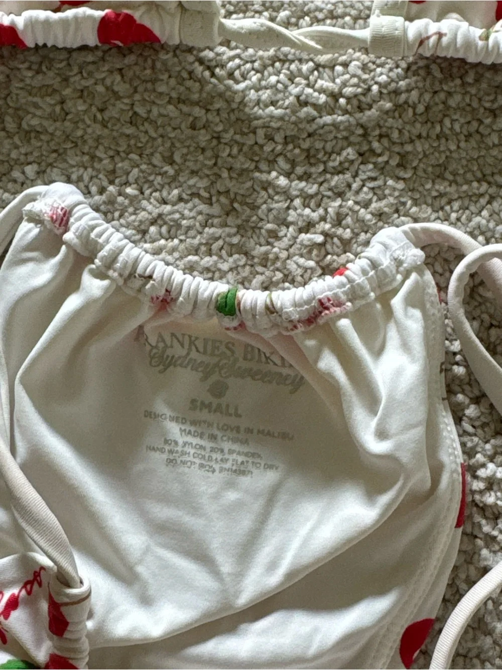 Frankie’s bikinis cherry set - Picture 2 of 7